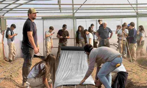 Huerto Escolar ANASAC y SNA Educa: Impulsando el Emprendimiento Agrícola en Talagante